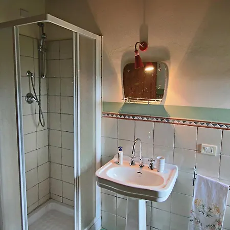 In With Pool And Terrace Semesterbostad Apecchio